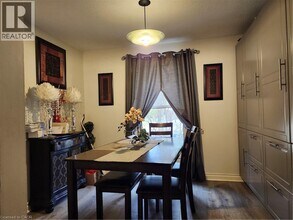 235 Ferguson Ave in Cambridge, ON - Building Photo - Building Photo