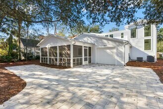 465 Seacrest Dr in Seacrest, FL - Building Photo - Building Photo