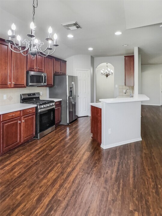 20326 Linshire Dr in Spring, TX - Building Photo
