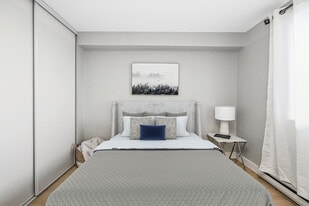 Mintz River in Windsor, ON - Building Photo