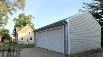1940 S 22nd St in Lincoln, NE - Building Photo