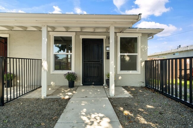 96 W Siino Ave, Unit 96 in Bay Point, CA - Foto de edificio - Building Photo