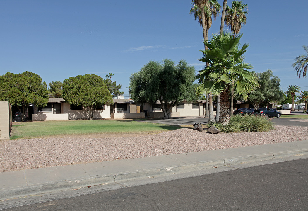 770-790 N Delaware St in Chandler, AZ - Building Photo