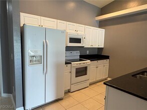 709 SE 7th St in Cape Coral, FL - Building Photo - Building Photo