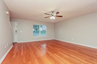 145 Grovedale Trace in Nashville, TN - Building Photo - Building Photo