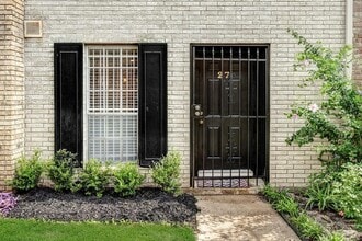 1715 Moritz Dr in Houston, TX - Building Photo - Building Photo