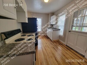 708 Beech St in Manchester, NH - Building Photo - Building Photo