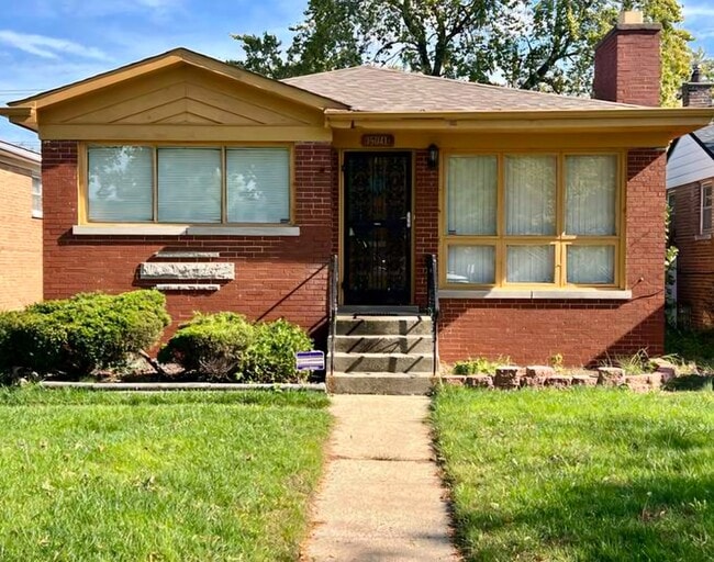 15041 Cottage Grove Ave