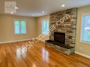 2385 Horace St in West Bloomfield, MI - Building Photo - Building Photo