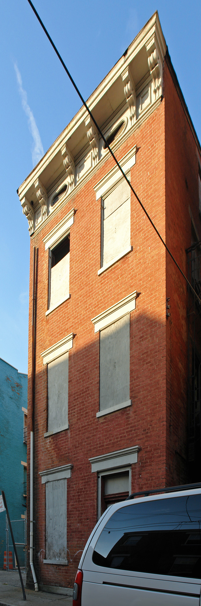 1621 Pleasant St in Cincinnati, OH - Building Photo - Building Photo