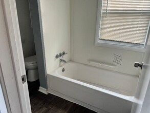 104 Charles Ave in Youngstown, OH - Building Photo - Building Photo