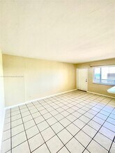 1815 N Surf Rd in Hollywood, FL - Building Photo - Building Photo