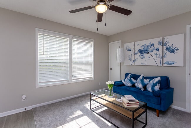 The Ridges in Kannapolis, NC - Foto de edificio - Interior Photo