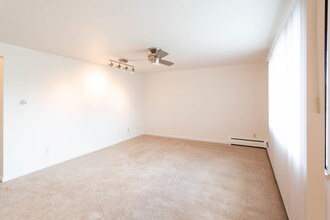 Claire Morris Apartments in Amherst, NY - Foto de edificio - Interior Photo