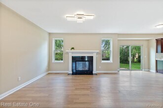 68 Biltmore Blvd in Troy, MI - Building Photo - Building Photo