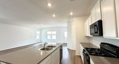 191 Tofalla in Kyle, TX - Building Photo - Building Photo