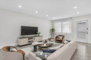 4014 Yarmouth E, Unit A in Boca Raton, FL - Building Photo - Building Photo