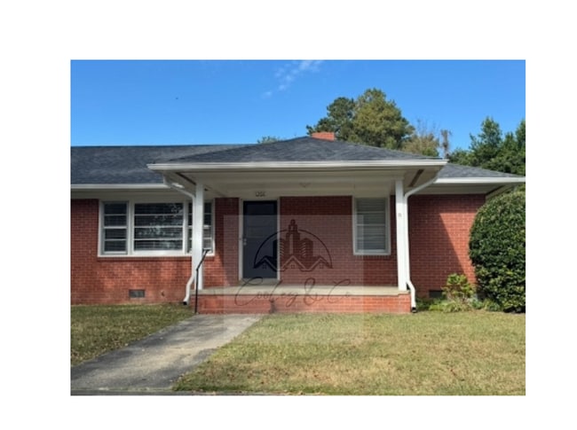 property at 1206 S 9th St