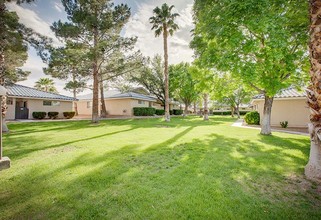 Terrace Court in Las Vegas, NV - Building Photo - Building Photo