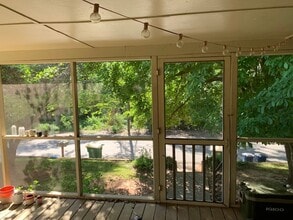 142 Hiawassee Ave in Athens, GA - Building Photo - Building Photo