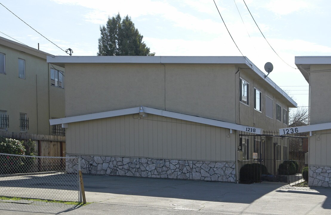 1238 Ashby Ave in Berkeley, CA - Building Photo