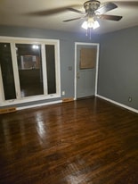 528 Camrose Dr in Charlotte, NC - Building Photo