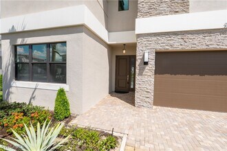 20412 Estero Xing Blvd in Estero, FL - Building Photo - Building Photo