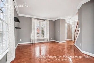 1310 S Glebe Rd in Arlington, VA - Building Photo - Building Photo