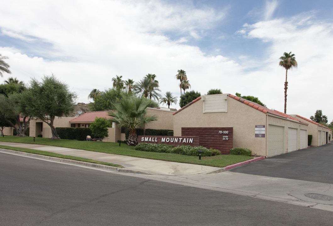 70100 Mirage Cove Dr in Rancho Mirage, CA - Building Photo