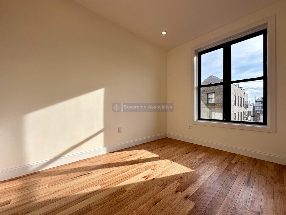 41 St Nicholas Terrace-Unit -57 in New York, NY - Building Photo