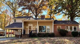 109 Circle Dr in Thomasville, NC - Building Photo