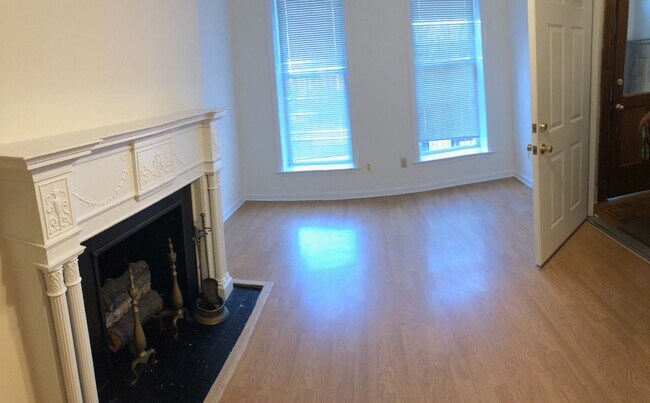 3024 Saint Paul St, Unit 1 in Baltimore, MD - Building Photo - Building Photo