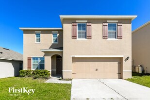 3345 Wellborn Dr in Davenport, FL - Building Photo