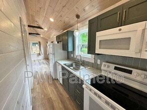 2915 Oakview Rd in Columbia, SC - Building Photo - Building Photo