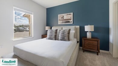 2825 Main St, Unit 915 in Buda, TX - Foto de edificio - Building Photo