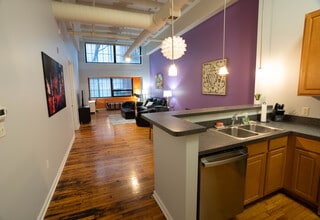 624 E Walnut St, Unit Mills9 Unit 110 in Indianapolis, IN - Building Photo - Building Photo