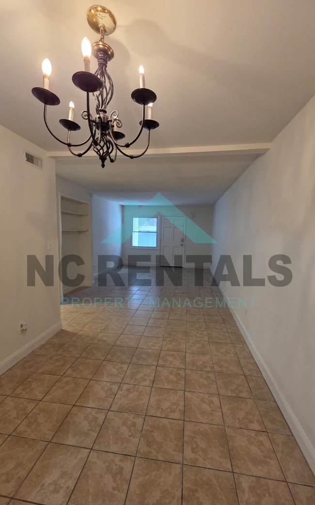 property at 7000 Longstreet Dr
