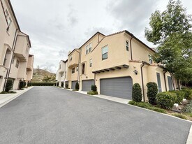 197 Elkhorn in Irvine, CA - Building Photo