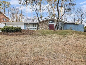 3590 Cloudland Dr in Stone Mountain, GA - Building Photo - Building Photo