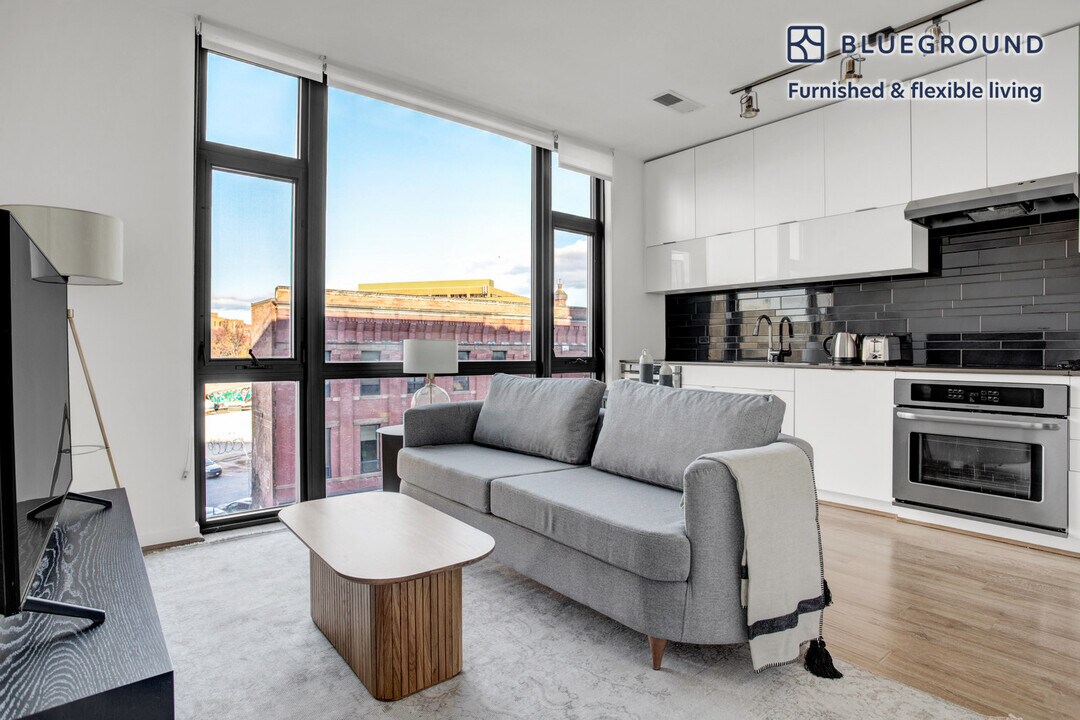 1921 8th St NW-Unit -FL4-ID353 in Washington, DC - Building Photo
