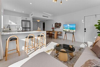 1144 SW 4th St in Miami, FL - Building Photo - Building Photo