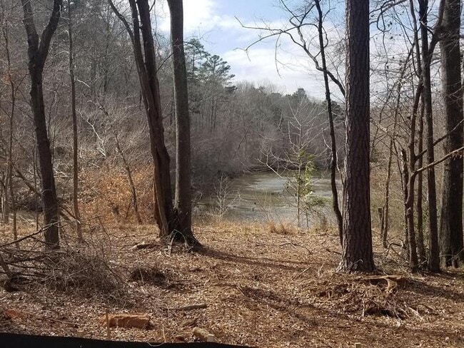 595 Vaughn Rd in Athens, GA - Building Photo - Building Photo