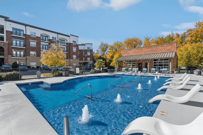 ARIUM FreeMoreWest in Charlotte, NC - Foto de edificio - Building Photo