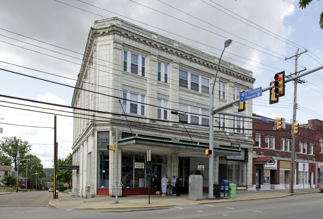 401 Lincoln Ave in Bellevue, PA - Foto de edificio