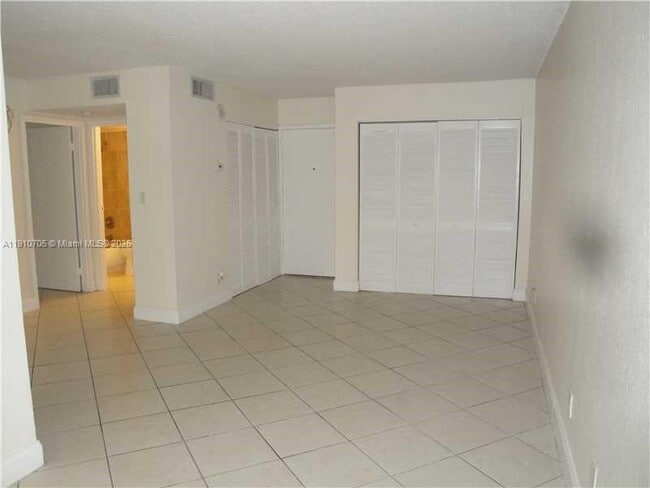 property at 17021 N Bay Rd