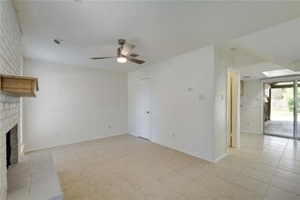 6016 Westcreek Dr in Austin, TX - Building Photo - Building Photo