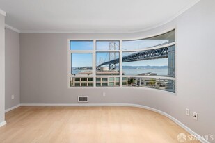 403 Main St in San Francisco, CA - Building Photo