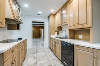 1701 Midcrest Dr in Plano, TX - Building Photo - Building Photo