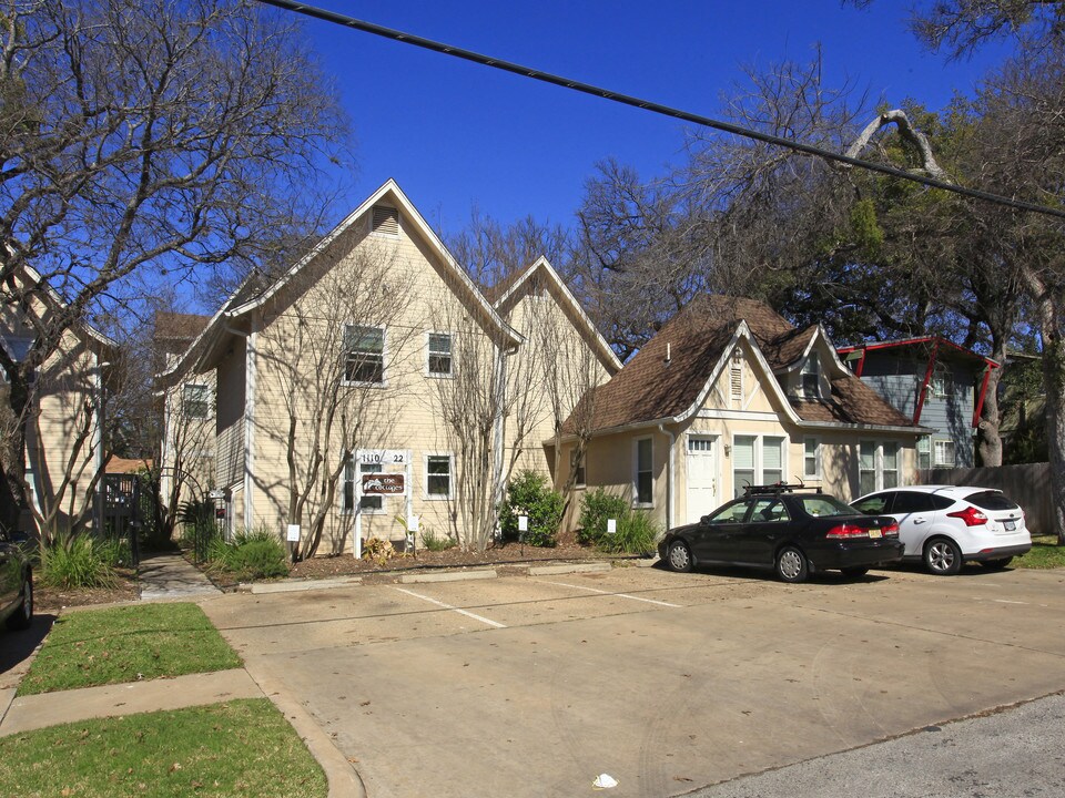 The Cottages Apartments in Austin, TX - Building Photo