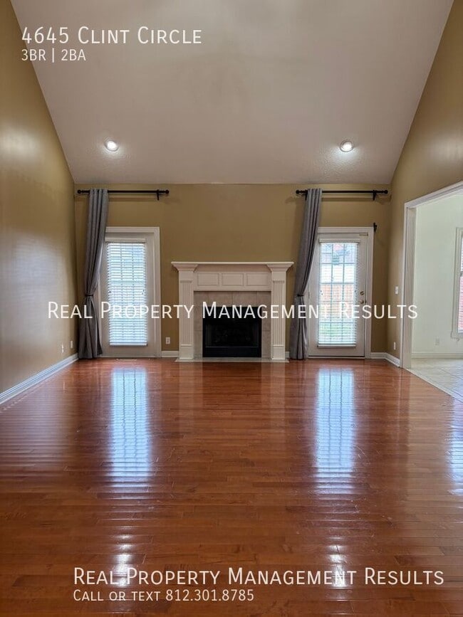 4645 Clint Cir in Newburgh, IN - Building Photo - Building Photo